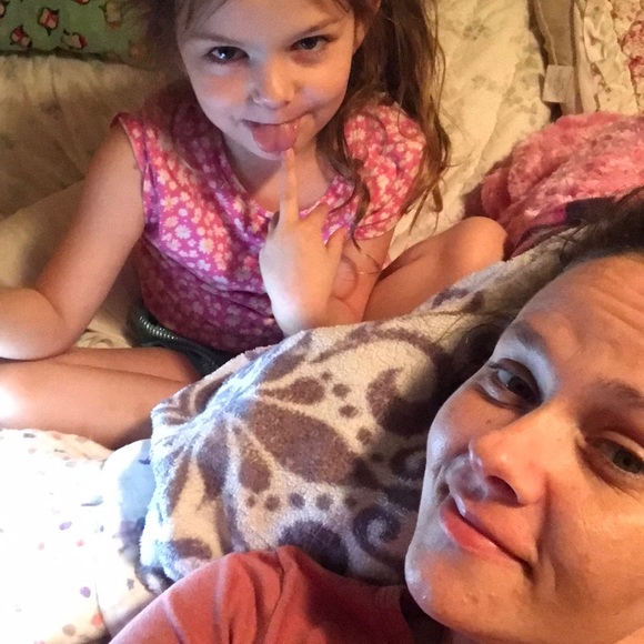 Meet your Posher, Lena - Picture 1 of 1